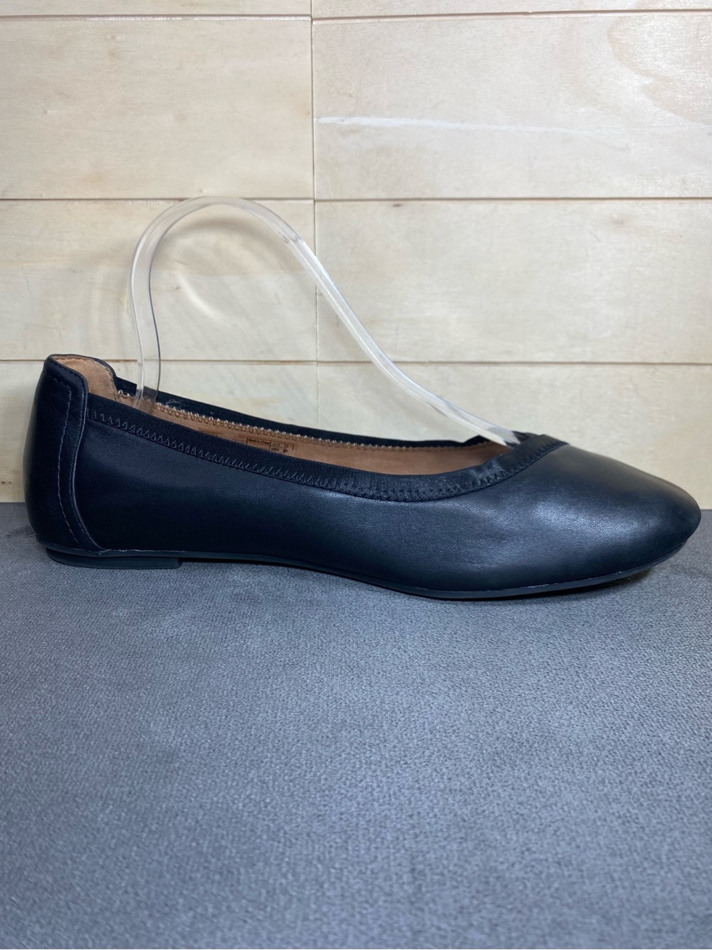 Vionic Caroll Flats Black Leather Women's Size 9 Orthopedic Shoes Slip-Ons
